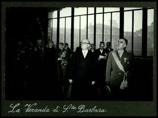 Giovanni Gronchi visita il Palazzo dell'Arsenale di Torino, sede delle Scuole di applicazione d'arma in occasione dell'inaugurazione dell'Anno accademico 1957-58