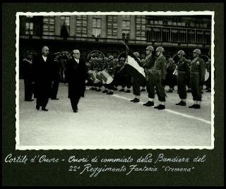 Giovanni Gronchi visita il Palazzo dell'Arsenale di Torino, sede delle Scuole di applicazione d'arma in occasione dell'inaugurazione dell'Anno accademico 1957-58