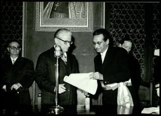 Giovanni Gronchi visita la città di Assisi