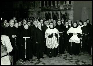 Giovanni Gronchi visita la città di Assisi