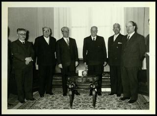 Giovanni Gronchi visita la città di Taranto