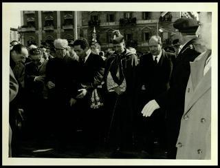 Giovanni Gronchi visita la città di Taranto