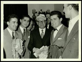 Giovanni Gronchi visita la città di Taranto
