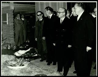 Giovanni Gronchi inaugura la XXII edizione della Mostra internazionale dell'artigianato a Firenze