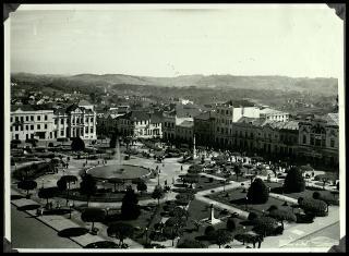 Il Presidente Giovanni Gronchi visita la città di Caxias do Sul durante il viaggio in Brasile