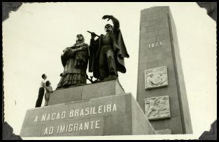 Il Presidente Giovanni Gronchi visita la città di Caxias do Sul durante il viaggio in Brasile
