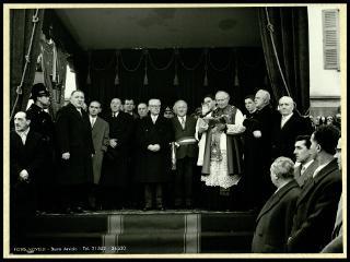 Giovanni Gronchi inaugura il monumento ai caduti a Busto Arsizio