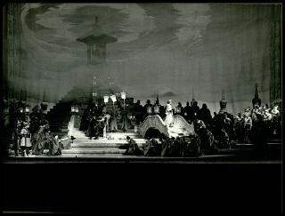 Giovanni Gronchi al Teatro alla Scala di Milano per la rappresentazione della Turandot di Giacomo Puccini in occasione del congresso internazionale della Fondazione europea di cultura