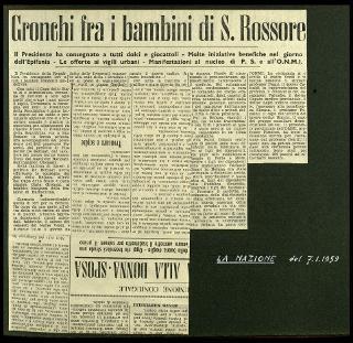 Distribuzione doni offerti dal Presidente della Repubblica e dalla Signora Carla Bissatini ai figli dei dipendenti della Tenuta di San Rossore in occasione della Befana 1959