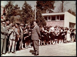 Giovanni Gronchi inaugura il Centro nucleare di Ispra