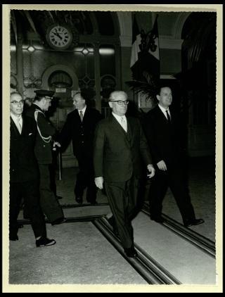 Giovanni Gronchi visita la città di Cremona