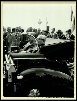 Giovanni Gronchi visita la città di Cremona