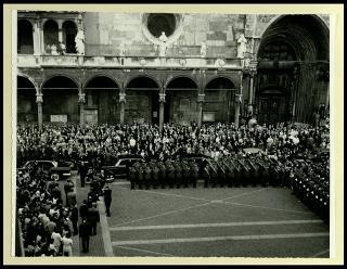 Giovanni Gronchi visita la città di Cremona