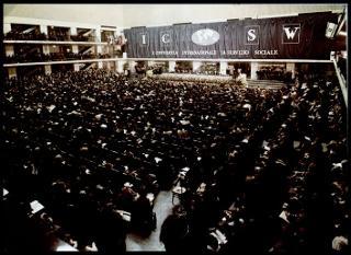 L'inaugurazione della X Conferenza internazionale di servizio sociale a Roma l'8 gennaio 1961