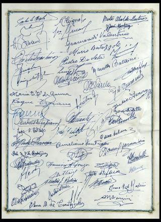 Giovanni Gronchi visita il "Club atletico provincial de Rosario" in Argentina nel febbraio 1961