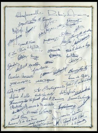 Giovanni Gronchi visita il "Club atletico provincial de Rosario" in Argentina nel febbraio 1961