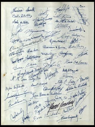 Giovanni Gronchi visita il "Club atletico provincial de Rosario" in Argentina nel febbraio 1961