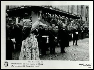 Giovanni Gronchi all'inaugurazione del monumento ai caduti a Parma