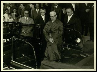 Giovanni Gronchi in visita a Mantova partecipa al congresso della Società "Dante Alighieri"