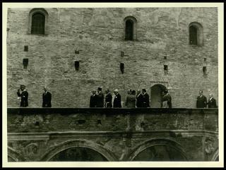 Giovanni Gronchi in visita a Mantova partecipa al congresso della Società "Dante Alighieri"