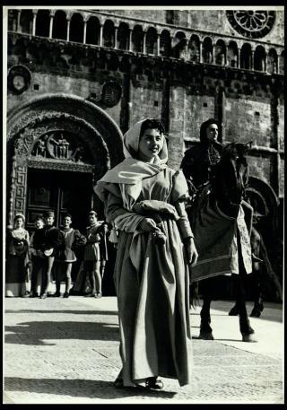 Il Calendimaggio di Assisi del 1957