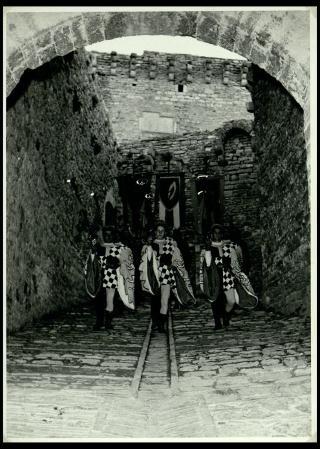 Il Calendimaggio di Assisi del 1957