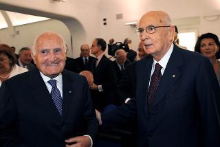 l Presidente Giorgio Napolitano con il Sen. a vita Oscar Luigi Scalfaro in occasione dell'inaugurazione della nuova sede dell'Archivio Storico della Presidenza della Repubblica