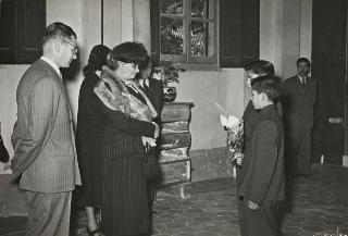 Visita di Ida Einaudi Pellegrini all'Orfanotrofio maschile Vittorio Emanuele II (Parma)