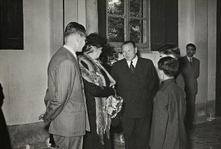 Visita di Ida Einaudi Pellegrini all'Orfanotrofio maschile Vittorio Emanuele II (Parma)