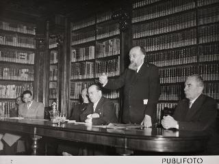 Intervento del Presidente della Repubblica Luigi Einaudi alla cerimonia inaugurale della Sala e della Mostra Manzoniana nella Biblioteca Nazionale di Brera (Milano)