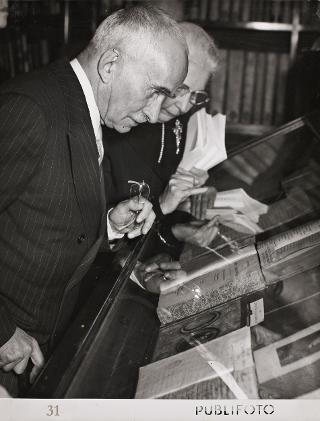Intervento del Presidente della Repubblica Luigi Einaudi alla cerimonia inaugurale della Sala e della Mostra Manzoniana nella Biblioteca Nazionale di Brera (Milano)