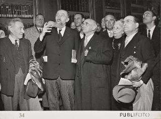 Intervento del Presidente della Repubblica Luigi Einaudi alla cerimonia inaugurale della Sala e della Mostra Manzoniana nella Biblioteca Nazionale di Brera (Milano)
