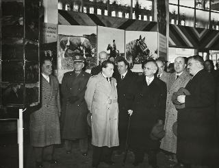 Intervento del Presidente della Repubblica Luigi Einaudi e della moglie Ida alla inaugurazione della 54^ Fiera Internazionale dell'Agricoltura e dei Cavalli (Verona)