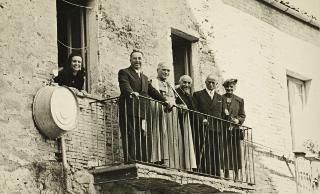 Intervento del Presidente della Repubblica Luigi Einaudi e della moglie Ida alla cerimonia della consegna della Medaglia d'Oro al Valor Partigiano alla Città di Lanciano