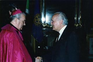 Il Presidente della Repubblica Oscar Luigi Scalfaro riceve il nuovo Nunzio Apostolico mons. Carlo Furno per la presentazione delle  Lettere Credenziali