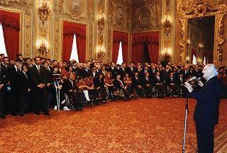Il Presidente della Repubblica Oscar Luigi Scalfaro incontra alcuni atleti, medaglie d'oro al valore atletico, stelle d'oro al merito sportivo e vincitori medaglie alle Olimpiadi di Barcellona