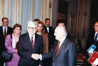 Incontro del Presidente della Repubblica Oscar Luigi Scalfaro con Dobrica Cosic, Presidente della Repubblica Federale di Jugoslavia