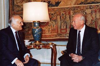 Il Presidente della Repubblica Oscar Luigi Scalfaro riceve la visita ufficiale di Yitzhak Rabin, primo Ministro di Israele