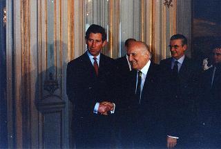 Il Presidente della Repubblica Oscar Luigi Scafaro con Sua Altezza Reale Carlo d'Inghilterra Principe del Galles