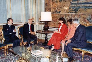 Il Presidente della Repubblica Oscar Luigi Scalfaro incontra l'on. Lucia Fronza Crepaz, con Danilo e Annamaria Zanzucchi, responsabili centrali del Movimento famiglie nuove