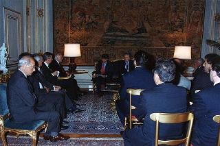 Il Presidente della Repubblica Oscar Luigi Scalfaro incontra l'arch. Umberto Carraro, Presidente della Conferenza dei presidenti dei Consigli regionali, con i presidenti