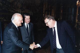 Francesco Colucci, Presidente della Confcommercio, con componenti della Giunta e del Consiglio generale