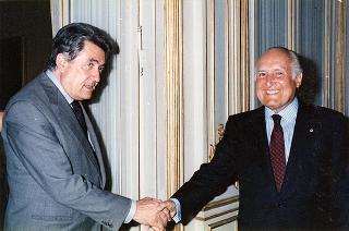 Il Presidente della Repubblica Oscar Luigi Scalfaro incontra l'avv. Vittorio Chiusano, Presidente dell'Unione delle Camere penali italiane, ed esponenti dell'Unione