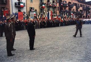 Intervento del Presidente della Repubblica Scalfaro, in forma privata, a Boves (Cuneo), per il 50° anniversario dell'eccidio.
