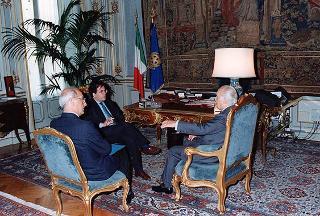 Il Presidente della Repubblica Oscar Luigi Scalfaro incontra l'on. Enzo Bianco, sindaco di Catania