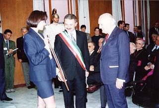 Visita del Presidente Scalfaro in occasione degli interventi, in forma privata, a Modena per la cerimonia dedicata al "Memorial S. Giulia - Sculture per la Resistenza" di Monchio di Palagano ed a Carpi per la celebrazione del 50° anniversario dell'inizio delle deportazioni politiche e razziali
