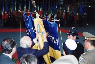 Visita del Presidente Scalfaro in occasione degli interventi, in forma privata, a Modena per la cerimonia dedicata al "Memorial S. Giulia - Sculture per la Resistenza" di Monchio di Palagano ed a Carpi per la celebrazione del 50° anniversario dell'inizio delle deportazioni politiche e razziali
