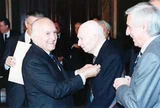 Il Presidente della Repubblica Oscar Luigi Scalfaro riceve in visita di omaggio Emilio Frattarelli