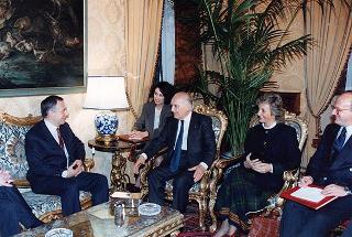 Il Presidente della Repubblica Oscar Luigi Scalfaro incontra Andrei V. Kozyrev, ministro degli esteri della Federazione Russa