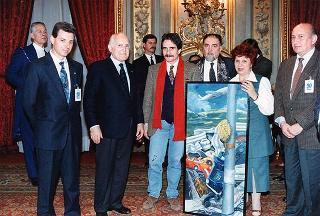 Il Presidente della Repubblica Oscar Luigi Scalfaro riceve Pietro Mercandelli, presidente dell'Associazione nazionale mutilati e invalidi del lavoro, con una delegazione dell'ANMIL, in occasione del 50° anniversario